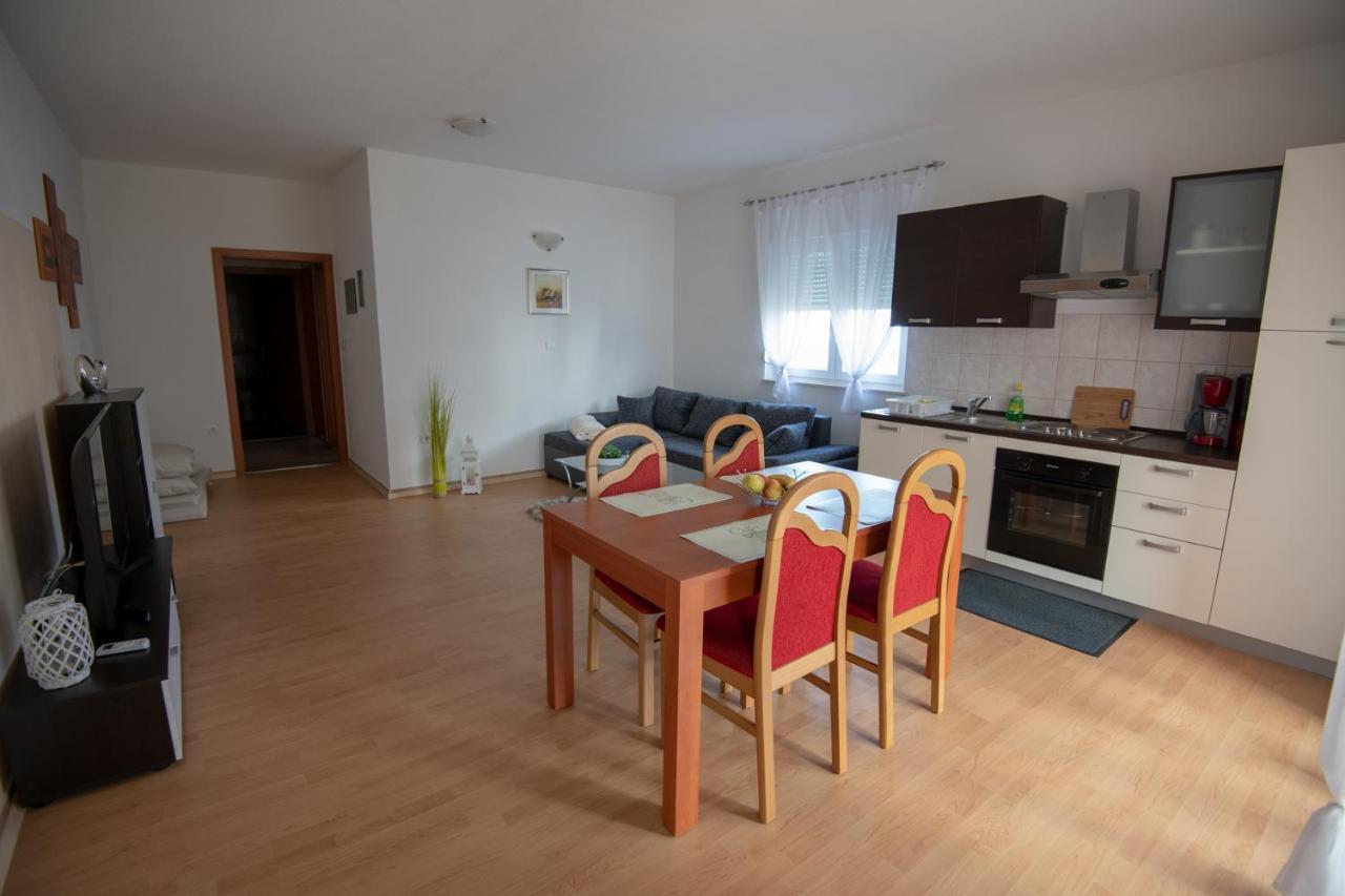 Apartments Mamut تروغير المظهر الخارجي الصورة