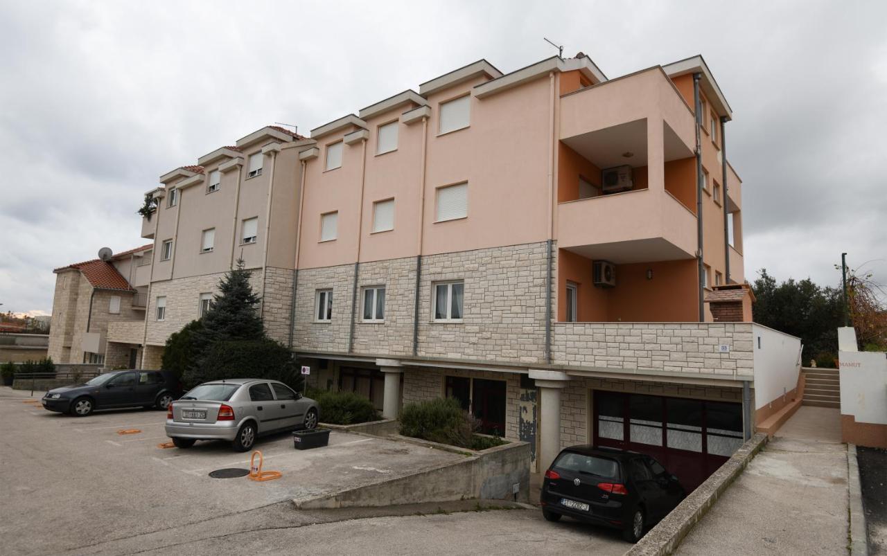 Apartments Mamut تروغير المظهر الخارجي الصورة